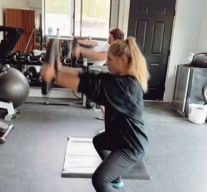 Image of Meghan Trainor doing her work out routine for weight loss