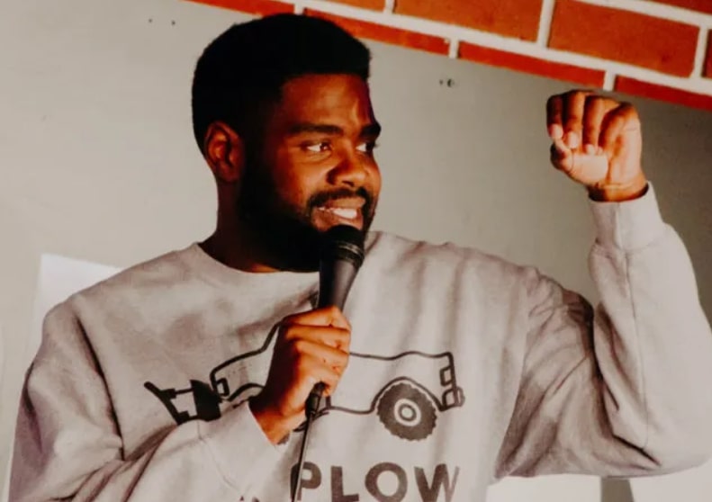 Image of Ron Funches after his weight loss 