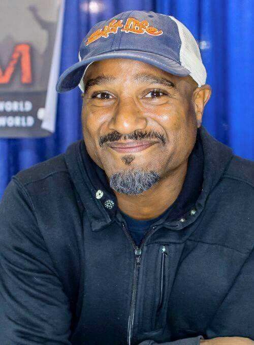 Image of Seth Gilliam after his weight loss